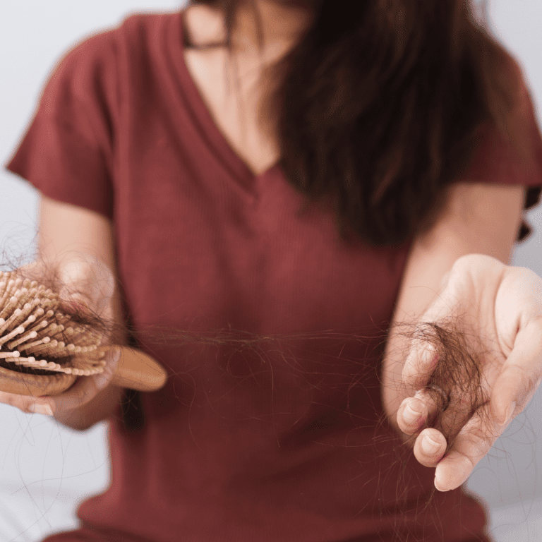 Immagine che mostra il mioglior prodotto per il rinfoltimento e anticaduta per capelli donne